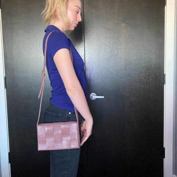 Woven Crossbody Bag - Picture 10 of 11